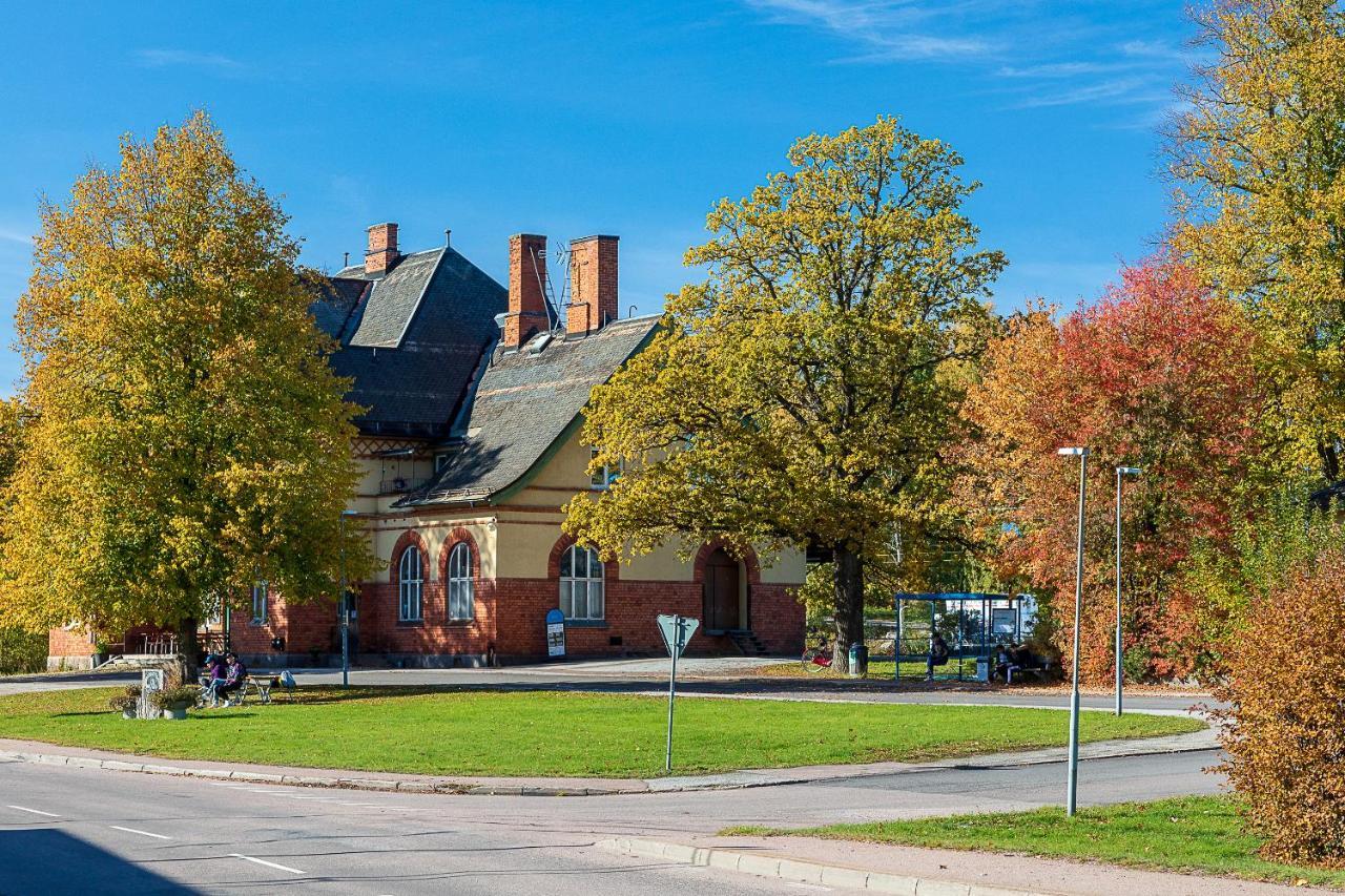 Hotell Station Skinnskatteberg Exteriör bild