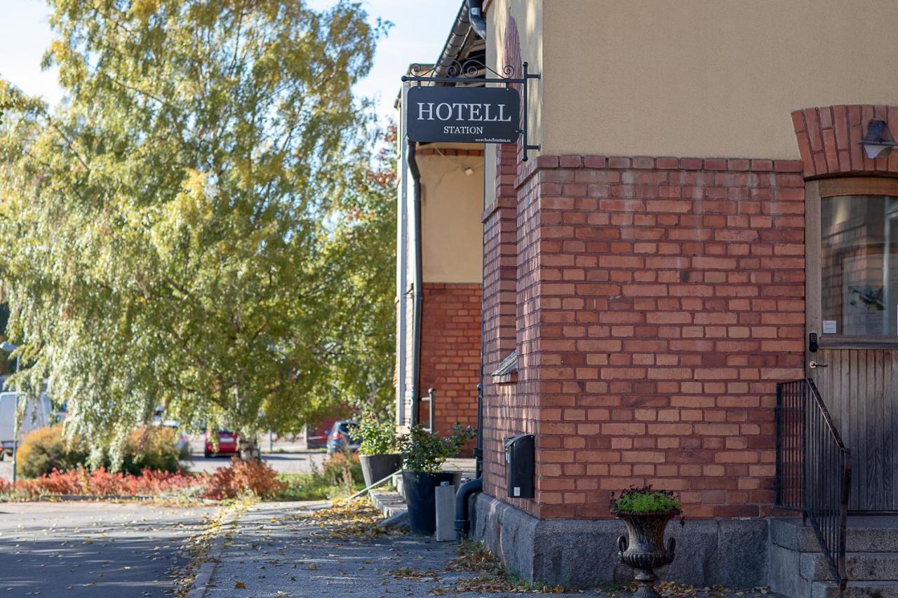 Hotell Station Skinnskatteberg Exteriör bild