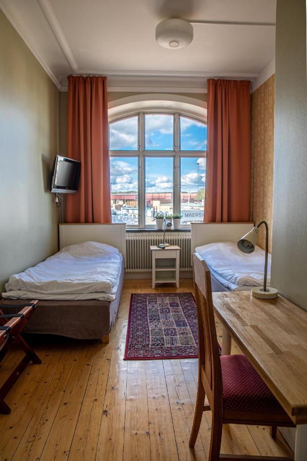 Hotell Station Skinnskatteberg Exteriör bild
