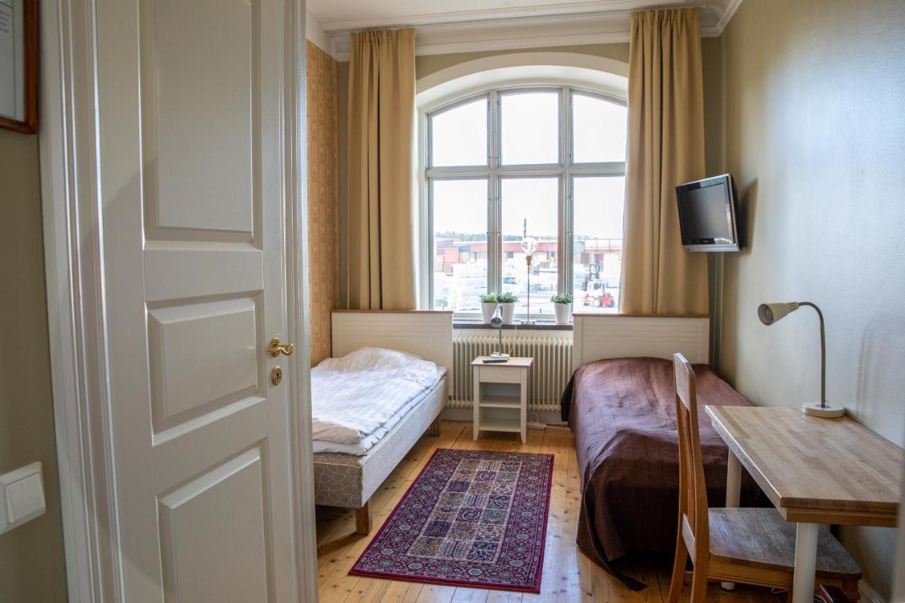 Hotell Station Skinnskatteberg Exteriör bild